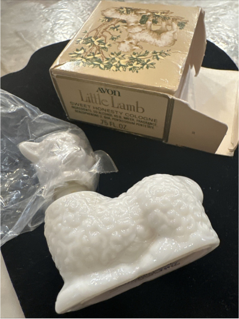 Vintage Unopened Avon 1977 Little Lamb Sweet Honesty Cologne Orig Box .75OZ